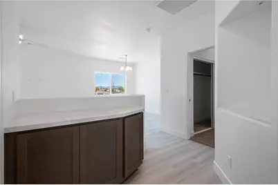 2705 W Shauna Drive, Golden Valley, AZ 86413 - Photo 14