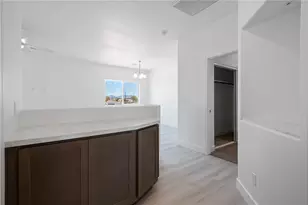 2705 W Shauna Dr, Golden Valley, AZ 86413 - Photo 14