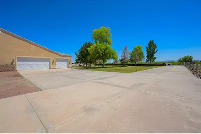 2303 E Hulet Avenue, Mohave Valley, AZ 86440 - Photo 78