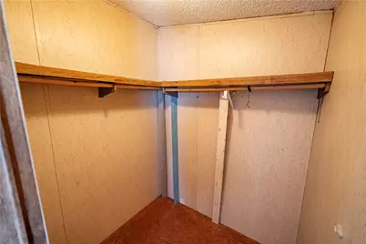 4070 N Cowlic Road, Golden Valley, AZ 86413 - Photo 16