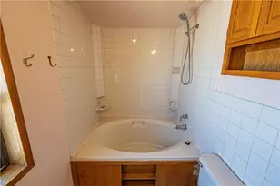 4070 N Cowlic Rd, Golden Valley, AZ 86413 - Photo 14