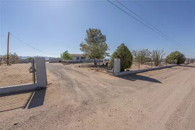 4070 N Cowlic Road, Golden Valley, AZ 86413 - Photo 32