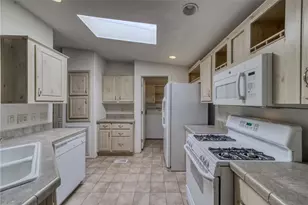 2350 Adobe Rd, Bullhead City, AZ 86442 - Photo 20