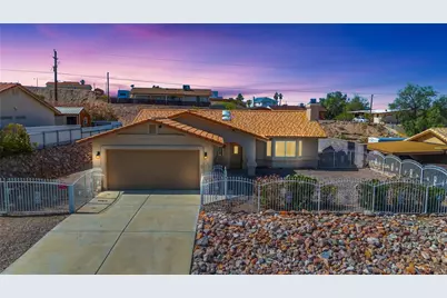 2524 S Ridge Avenue, Bullhead City, AZ 86429 - Photo 2