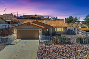 2524 S Ridge Ave, Bullhead City, AZ 86429 - Photo 2