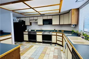 2022 Merrill Ln, Bullhead City, AZ 86442 - Photo 38