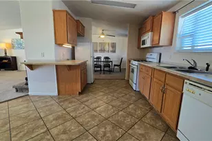 5558 E Red Barrel Rd, Yucca, AZ 86438 - Photo 8