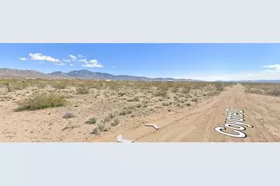 316-10-080,081 Coyote, Dolan Springs, AZ 86441 - Photo 2