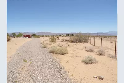 6115 & 6097 & 6073 Karas Way, Golden Valley, AZ 86413 - Photo 20