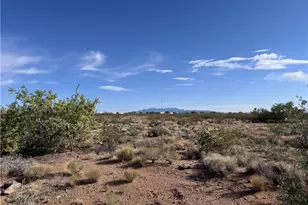 7264 E Stetson Dr Dr, Kingman, AZ 86401 - Photo 1