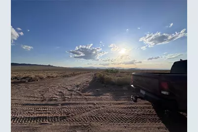 000 N Dustin Drive, Kingman, AZ 86401 - Photo 6