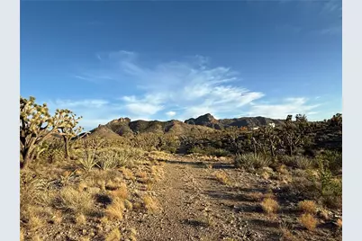 328 -05-475 N Peach Drive, Dolan Springs, AZ 86441 - Photo 1