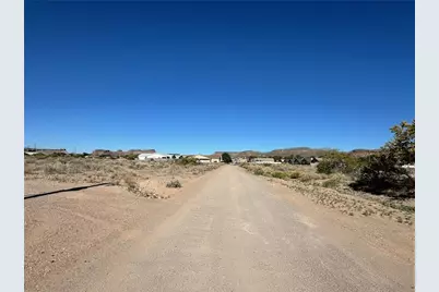 1064 Sheldon Avenue #9, Kingman, AZ 86409 - Photo 4