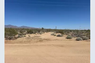 24231013 S Gene Autry Rd, Yucca, AZ 86438 - Photo 4