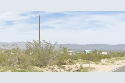 Lot 8 E 1/2 W Shinarump Drive, Golden Valley, AZ 86413 - Photo 2
