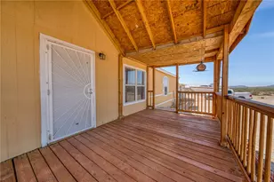 19532 S Lone Ranger Rd, Yucca, AZ 86438 - Photo 14