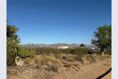 7084 E Concho Drive, Kingman, AZ 86401 - Photo 4