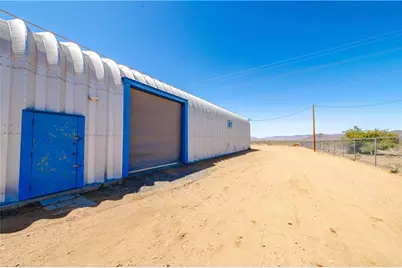 7215 N Highway 93, Golden Valley, AZ 86413 - Photo 2