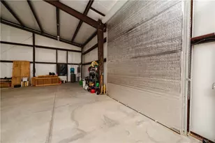 5730 W Golden Valley Dr, Golden Valley, AZ 86413 - Photo 42