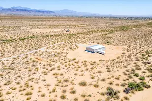 5730 W Golden Valley Dr, Golden Valley, AZ 86413 - Photo 26