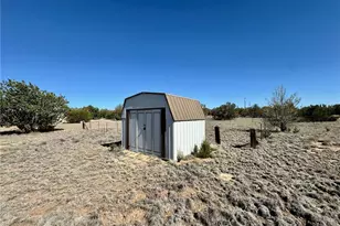 26915 W El Dorado Dr, Seligman, AZ 86337 - Photo 16