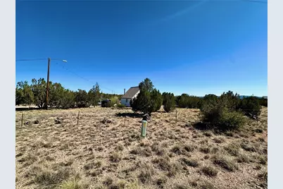 26915 W El Dorado Drive, Seligman, AZ 86337 - Photo 2