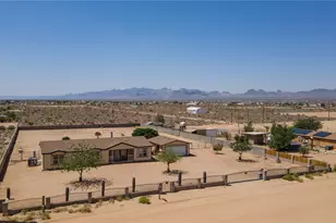 7033 W Zuni Dr, Golden Valley, AZ 86413 - Photo 24