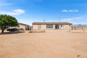 7033 W Zuni Dr, Golden Valley, AZ 86413 - Photo 36
