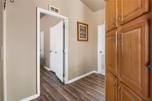 7033 W Zuni Dr, Golden Valley, AZ 86413 - Photo 14