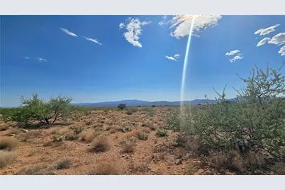 353-36-158 N Tyree Road, Hackberry, AZ 86411 - Photo 1