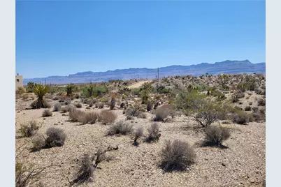 870 W Calico Drive #Unit 4/Lot1556, Meadview, AZ 86444 - Photo 6