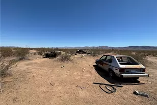 010C Adobe Rd, Golden Valley, AZ 86413 - Photo 1