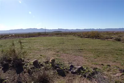 306-36-027 S Bosque Road, Golden Valley, AZ 86413 - Photo 8