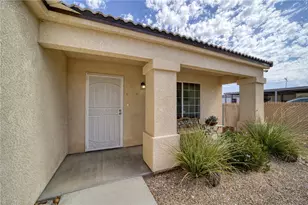 935 Glen Dr, Bullhead City, AZ 86442 - Photo 10