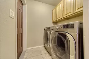 935 Glen Dr, Bullhead City, AZ 86442 - Photo 44