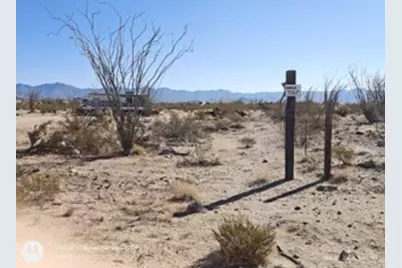 13950 S Cameron Road, Yucca, AZ 86438 - Photo 1