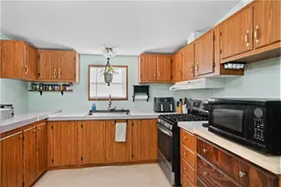 11989 S Howard Rd, Yucca, AZ 86438 - Photo 6