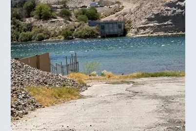 2135 3rd Street, Bullhead City, AZ 86429 - Photo 8