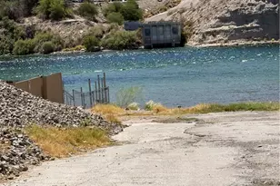 2135 3rd St, Bullhead City, AZ 86429 - Photo 8