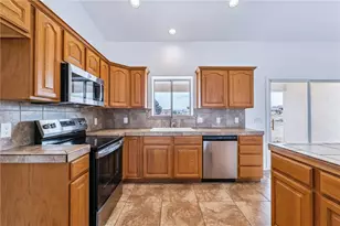 9318 N Broken Saddle Dr, Kingman, AZ 86409 - Photo 22