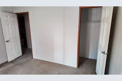 44050 W Fort Rock Road, Seligman, AZ 86337 - Photo 14