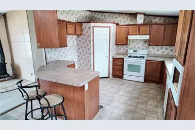 44050 W Fort Rock Road, Seligman, AZ 86337 - Photo 10