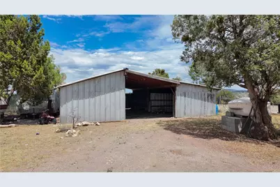44050 W Fort Rock Road, Seligman, AZ 86337 - Photo 4