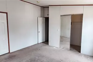 44050 W Fort Rock Rd, Seligman, AZ 86337 - Photo 14