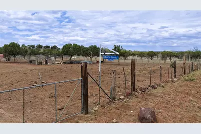 44050 W Fort Rock Road, Seligman, AZ 86337 - Photo 30