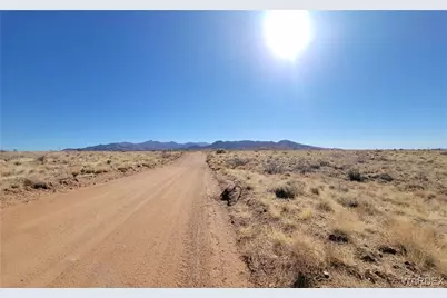 354-34-046E Amarillo, Kingman, AZ 86401 - Photo 1