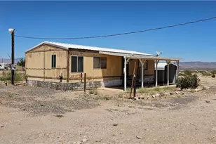 7507 W Shinarump Dr, Golden Valley, AZ 86413 - Photo 2