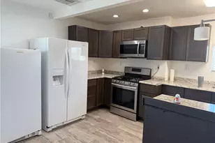 7352 W Ninth St, Dolan Springs, AZ 86441 - Photo 10