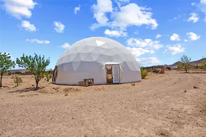 9570 Fietz Avenue, Golden Valley, AZ 86413 - Photo 16