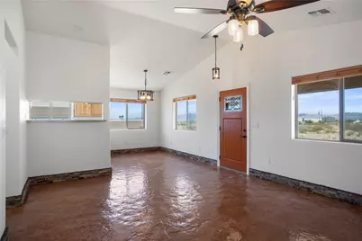 3328 N Mobile Road, Golden Valley, AZ 86413 - Photo 12